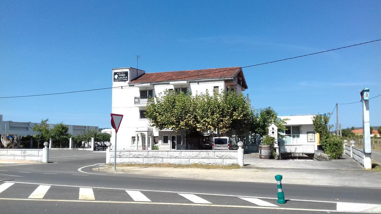 Hotel Terra Galega 蒙福特·德·莱蒙斯 外观 照片